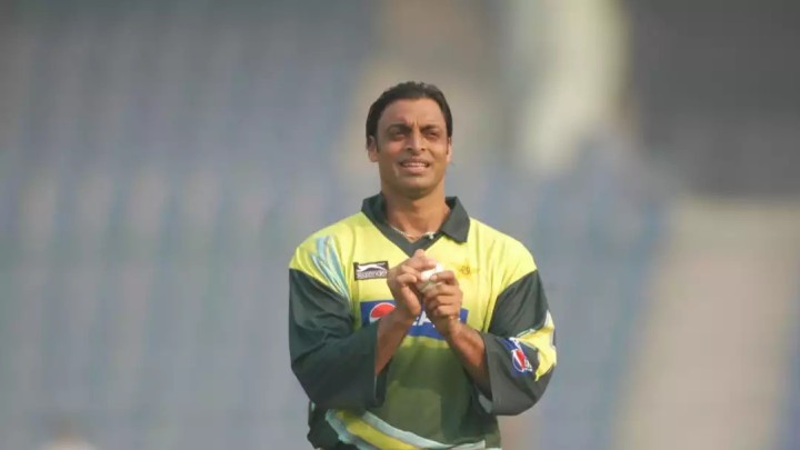 Dhaka Capitals sign Shoaib Akhtar as mentor