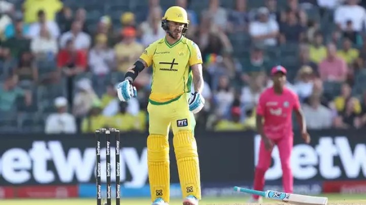 Injured Faf du Plessis ruled out of remainder of SA20 season