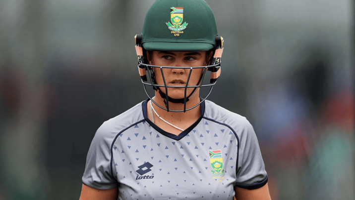 Reyneke's last-ball six on ODI debut seals dramatic win for SA