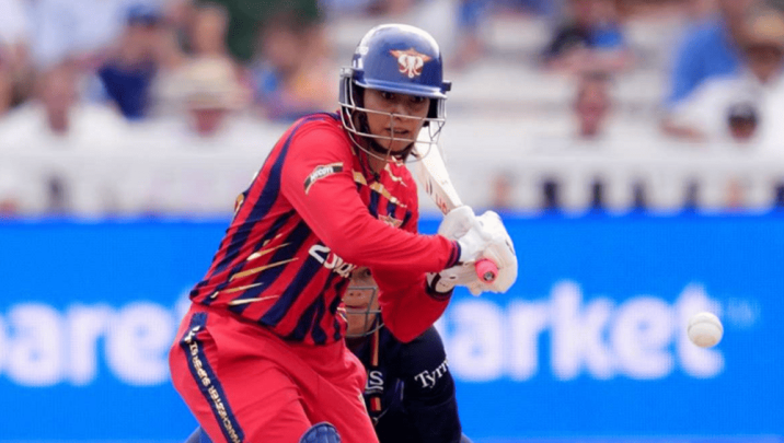 Mandhana's lone effort takes Super Giants over the line in tense chase