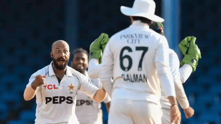 Spinners call the shots to put Pakistan ahead on day of collapses