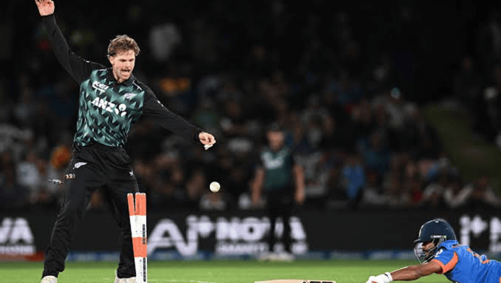Henry out of remainder of T20Is as New Zealand manage workload of pacers